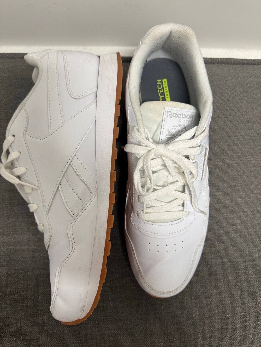 Reebok Classic Harman Run Athletic Sneakers Shoes White Gum Leather Lace-Up 11.5